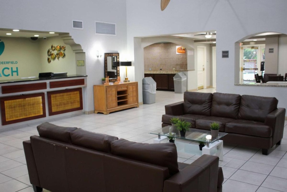 Boca Suites Deerfield Beach, SureStay Collection by BW Image 6